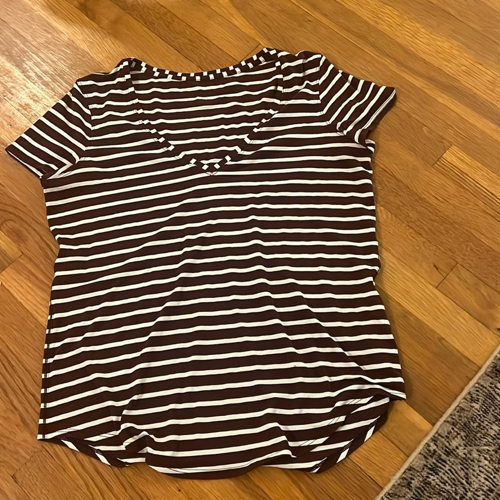 Women’s striped maroon lululemon tee sweat proof